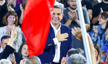 tsipras_prospathei_na_empsixosei