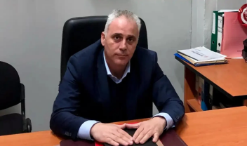 Σε εξαιρετικά κρίσιμη κατάσταση ο αντιδήμαρχος Πειραιά Γιάννης Βοϊδονικόλας - Νοσηλεύεται διασωληνωμένος στη ΜΕΘ του Τζανείου