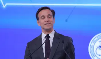Τζος Χακ: Αναλαμβάνει την ηγεσία της διπλωματικής αποστολής των ΗΠΑ στην Ελλάδα