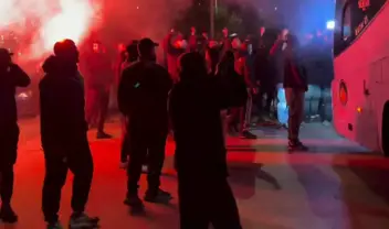 ΓΣ Ηρακλής: "Ολόκληρη η Ελλάδα έγινε μάρτυρας μιας σιχαμερής διαιτητικής παρωδίας" - Αποθέωση στο Ιβανώφειο μετά το ντέρμπι (Βίντεο)