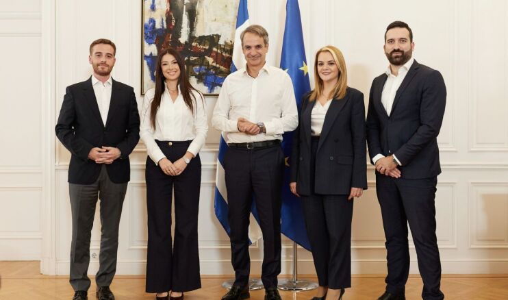 ΝΔ: Οι 4 νέοι αναπληρωτές εκπρόσωποι Τύπου από τη γενιά των 30άρηδων - Συναντήθηκαν με τον Κυριάκο Μητσοτάκη (Εικόνες)