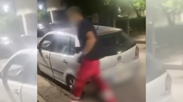 Πειραιάς: "Είμαι από τη ΔΕΗ, εκτελώ εντολές" - Τι έλεγε ο 38χρονος που έκλεβε καλύμματα φρεατίων  