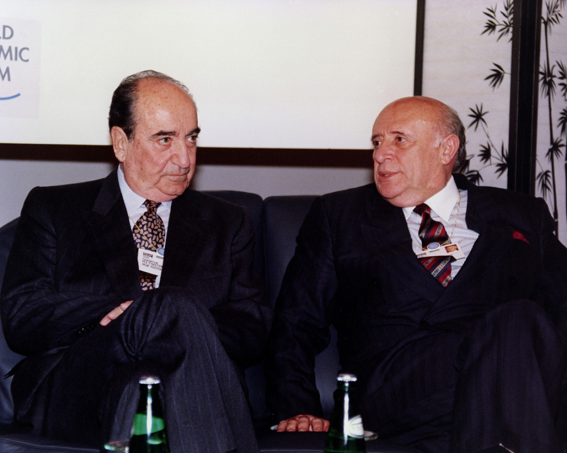 Mitsotakis_and_Demirel_in_1992