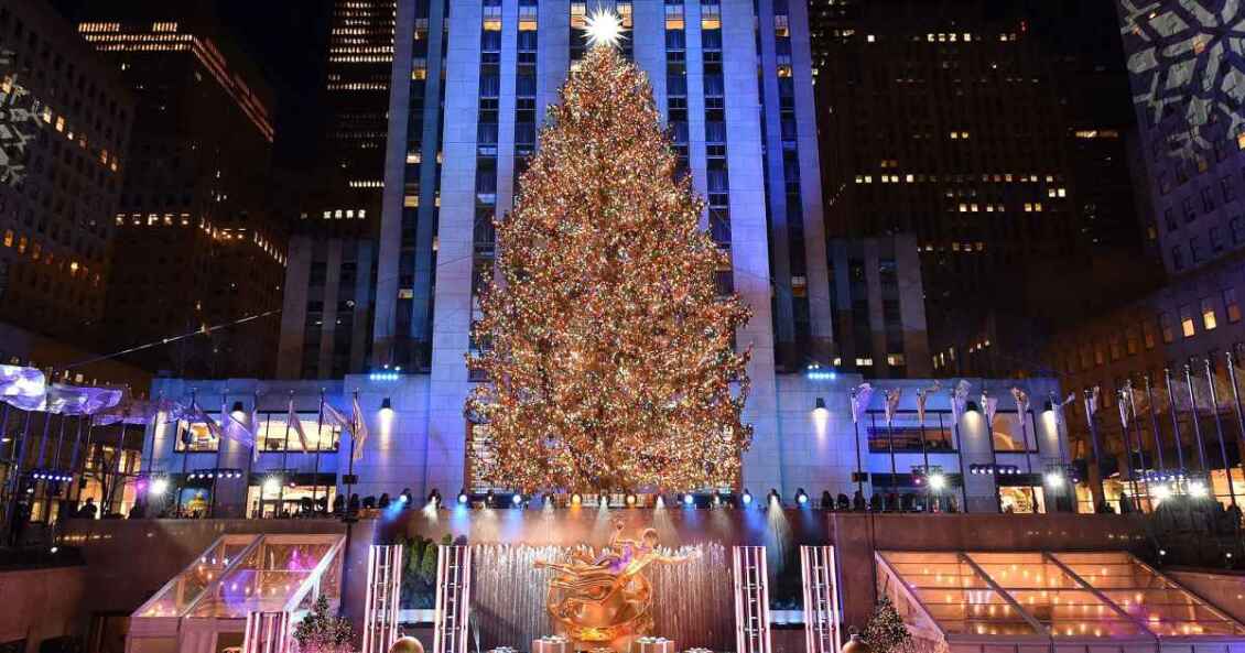 How-to-Watch-the-2021-Christmas-in-Rockefeller-Center-Tree-Lighting-Special