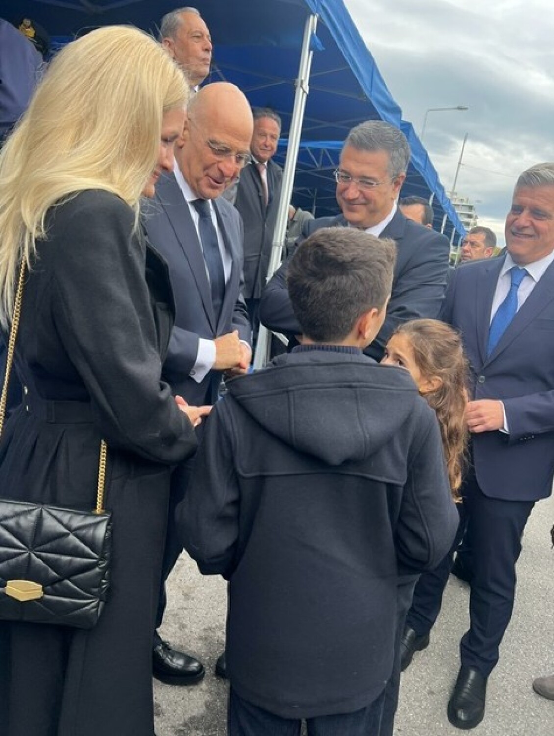 dendias-tzitzikostas-parelasi