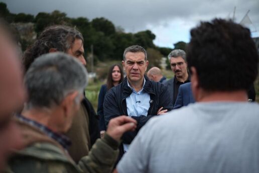 tsipras-agrotes__3_